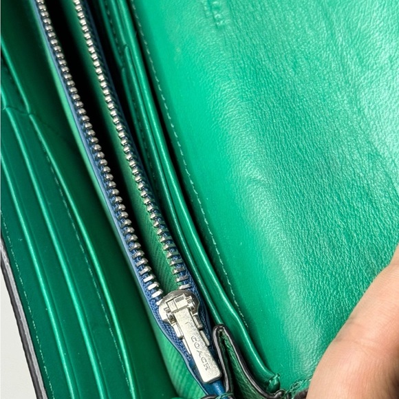 Coach Embossed Textured Leather Slim Envelope Wallet Pouch Green - Picture 10 of 12